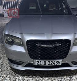 2018 كرايسلر 300