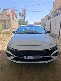 Hyundai Elantra 2024
