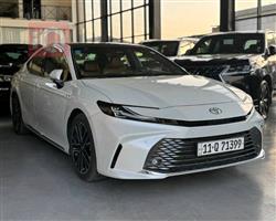 Toyota Camry 2025