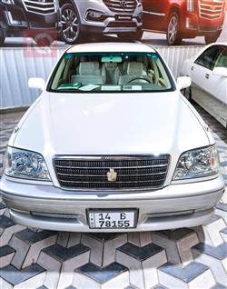 2000 تويوتا كراون