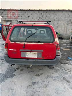 1990 اوبل كاديت