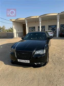 2019 كرايسلر 300