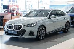2025 بي ام دبليو i5
