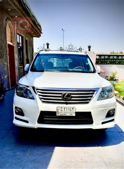 2011 لكزس LX