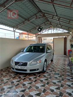 2011 فولفو V70