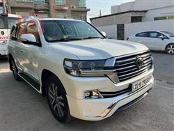 2017 تويوتا لاندكروزر