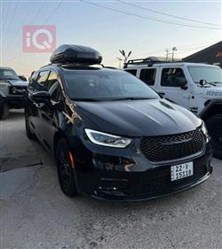 Chrysler Pacifica 2023