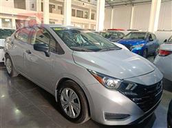 Nissan Versa 2024