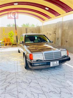Mercedes-Benz E-Class 1990