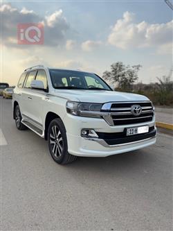 2019 تويوتا لاندكروزر