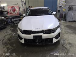 2025 كيا K5