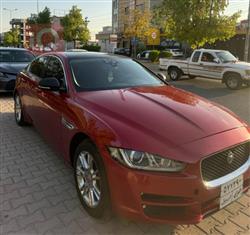 2017 جاكوار XE
