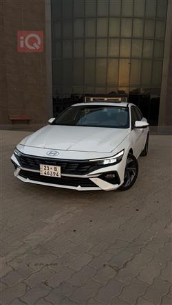 Hyundai Elantra 2024