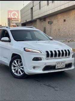 2017 جيب شيروكي