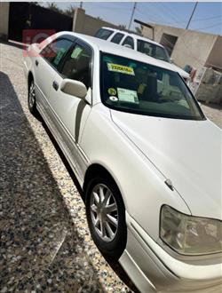 2004 تويوتا كراون