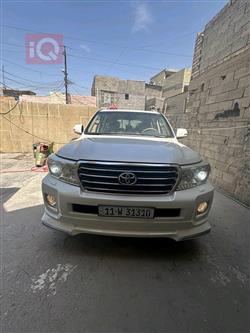 2015 تويوتا لاندكروزر