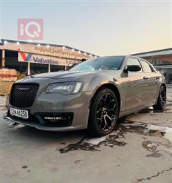 2019 كرايسلر 300