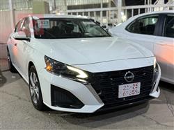 Nissan Altima 2023