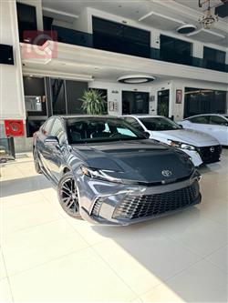 Toyota Camry 2025