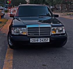 1988 مرسيدس بنز E-Class