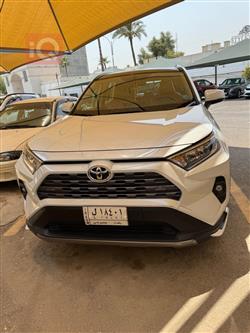 Toyota RAV4 2024