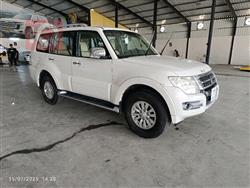 Mitsubishi Pajero 2015