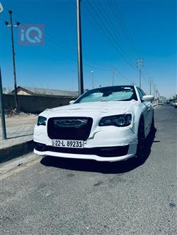 2023 كرايسلر 300