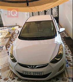 Hyundai Elantra 2012