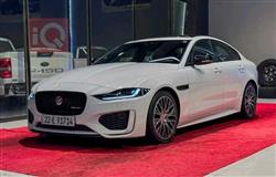 2020 جاكوار XE