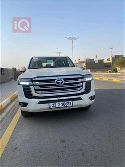 2024 تويوتا لاندكروزر