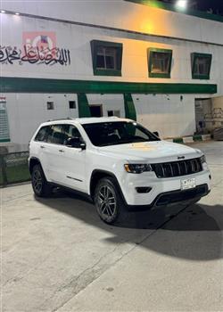 2019 جيب جراند شيروكي
