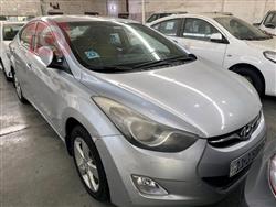 Hyundai Elantra 2012