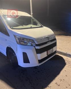 Toyota Hiace 2022