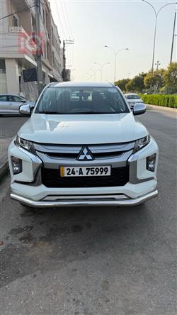 2023 ميتسوبيشي L200