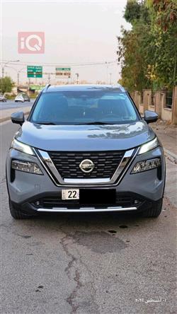 2021 نيسان روج