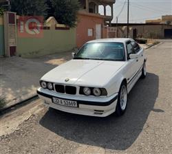 1990 بي ام دبليو الفئة 5