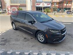 Chrysler Pacifica 2023