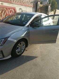 Hyundai Elantra 2020