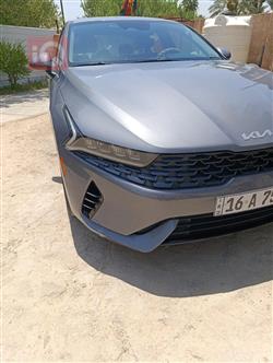 2022 كيا K5