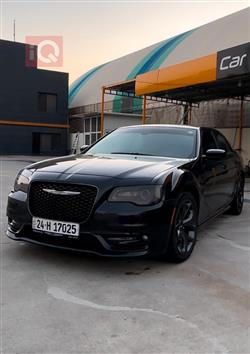 2018 كرايسلر 300
