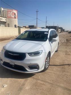 Chrysler Pacifica 2022