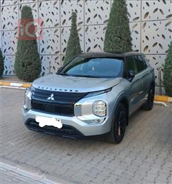 2023 ميتسوبيشي اوتلاندر