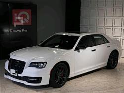 Chrysler 300 2021