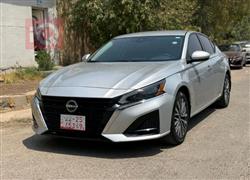 Nissan Altima 2023