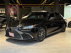 Lexus ES 2024
