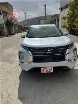 Mitsubishi Outlander 2023