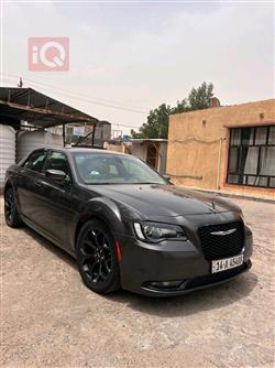 Chrysler 300 2019