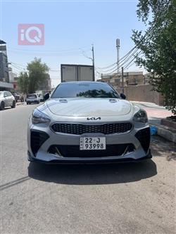 2022 كيا ستينغر