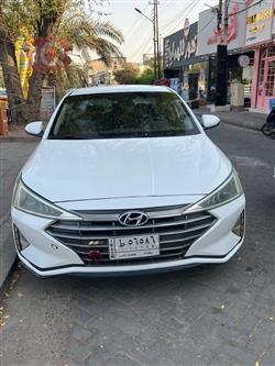 Hyundai Elantra 2020