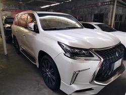 2019 لكزس LX